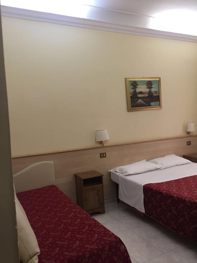 Bed and Breakfast Blue Whale à Rome Extérieur photo