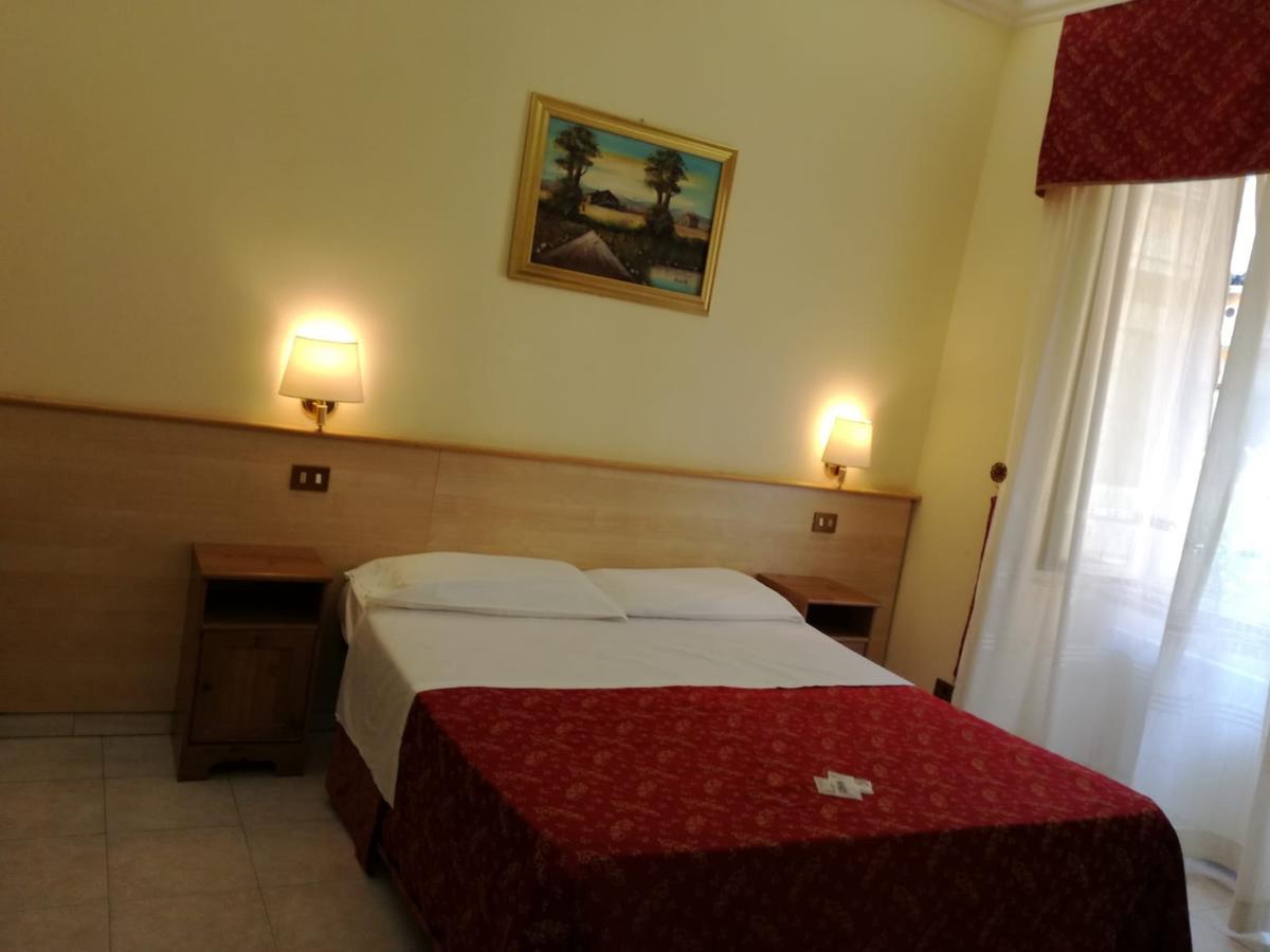 Bed and Breakfast Blue Whale à Rome Extérieur photo