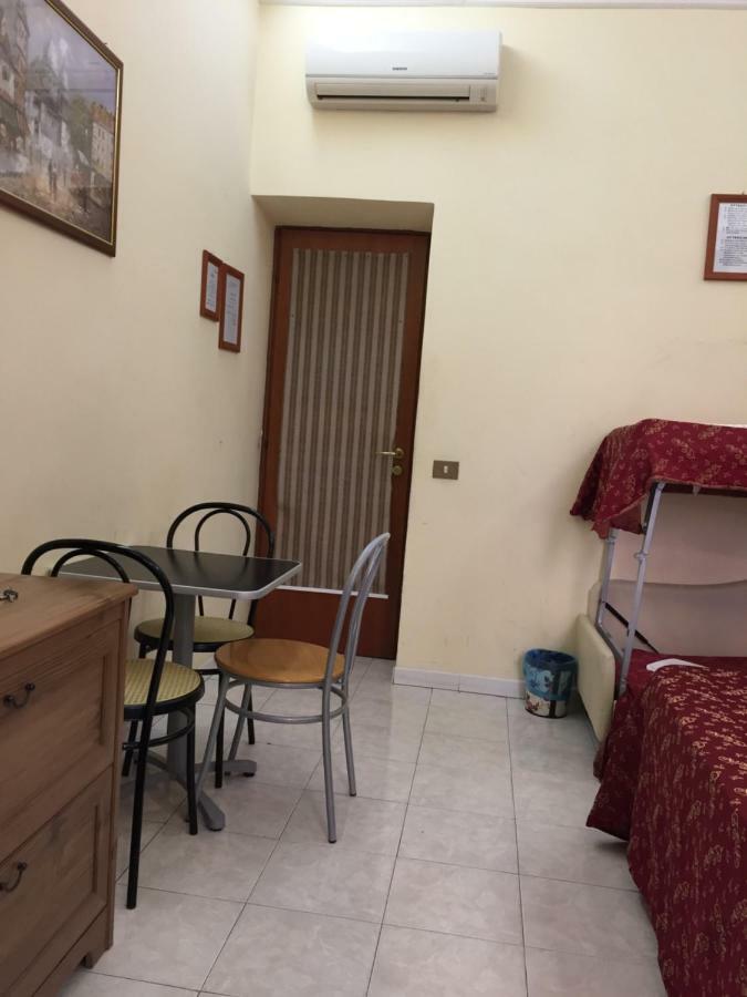 Bed and Breakfast Blue Whale à Rome Extérieur photo