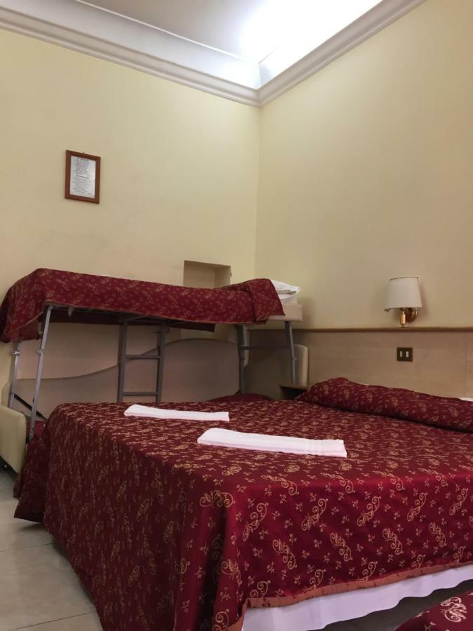Bed and Breakfast Blue Whale à Rome Extérieur photo