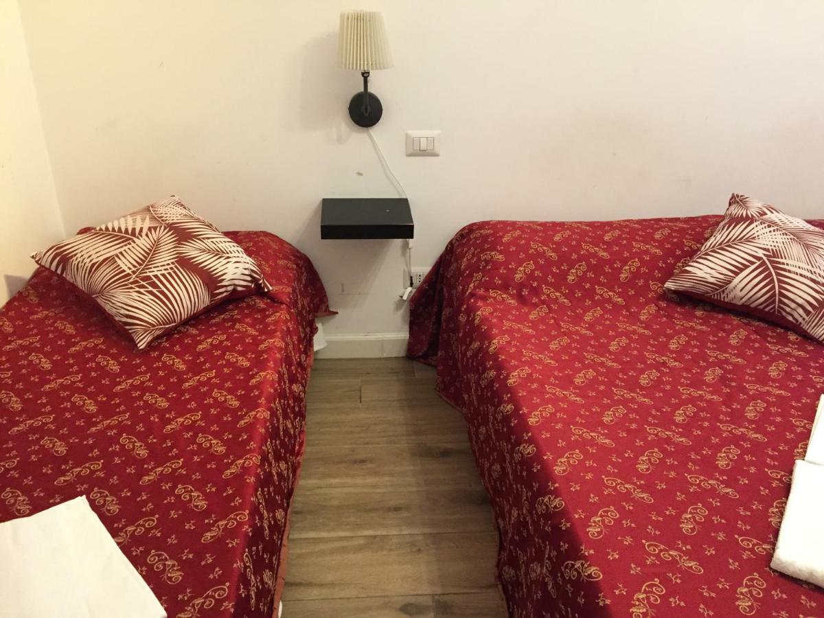 Bed and Breakfast Blue Whale à Rome Extérieur photo